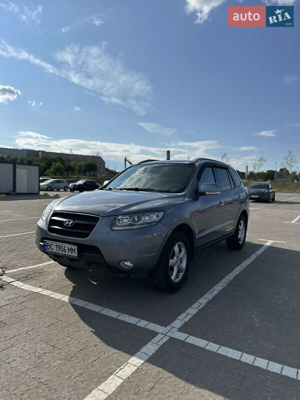 Внедорожник / Кроссовер Hyundai Santa FE 2009 в 