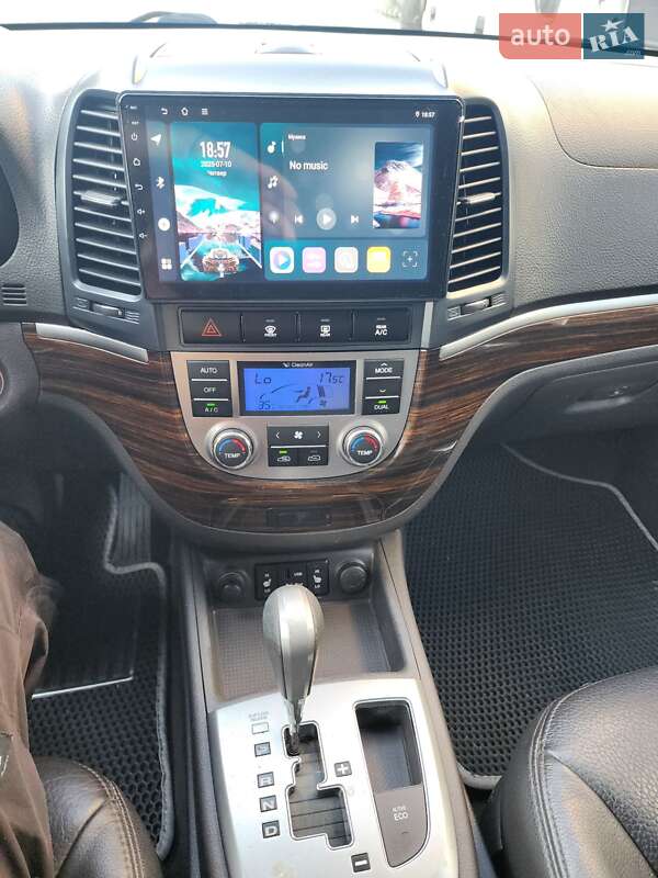 Внедорожник / Кроссовер Hyundai Santa FE 2011 в Херсоне