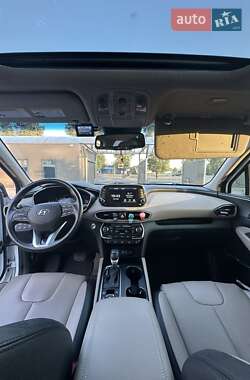 Позашляховик / Кросовер Hyundai Santa FE 2019 в 