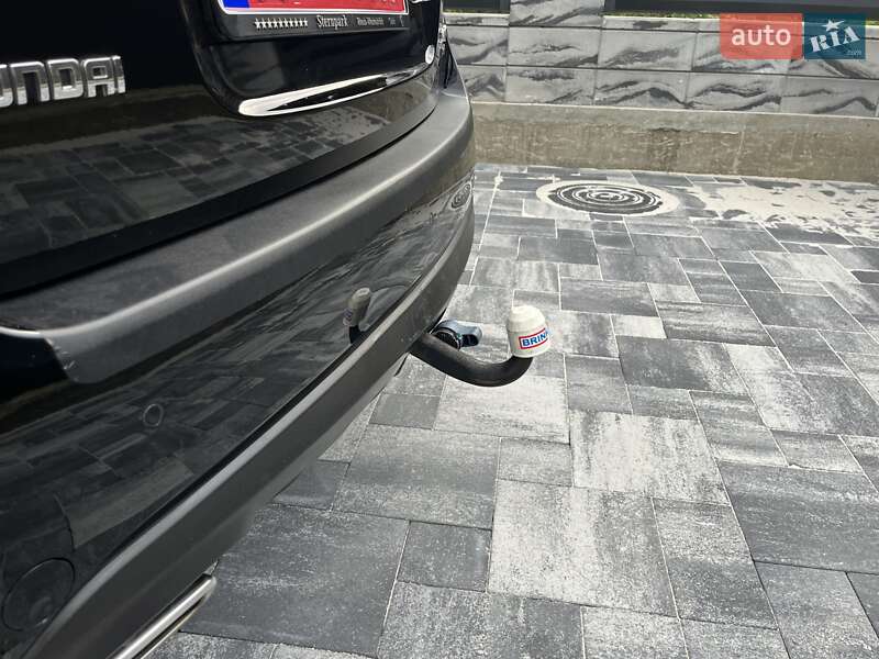 Внедорожник / Кроссовер Hyundai Santa FE 2010 в Калуше