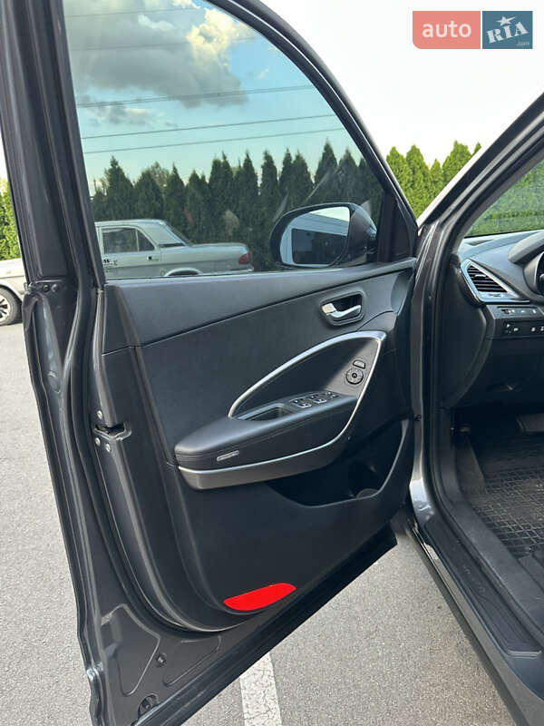 Позашляховик / Кросовер Hyundai Santa FE 2015 в Києві