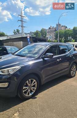 Внедорожник / Кроссовер Hyundai Santa FE 2013 в 