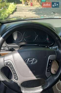 Внедорожник / Кроссовер Hyundai Santa FE 2012 в 