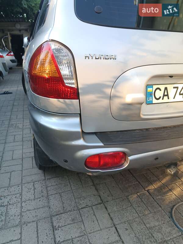 Позашляховик / Кросовер Hyundai Santa FE 2003 в Черкасах