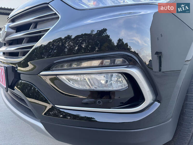 Внедорожник / Кроссовер Hyundai Santa FE 2015 в Луцке