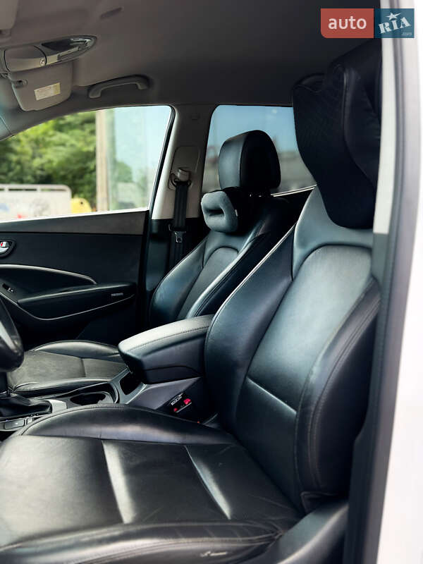 Позашляховик / Кросовер Hyundai Santa FE 2015 в Одесі