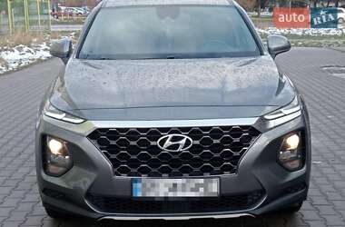 Внедорожник / Кроссовер Hyundai Santa FE 2019 в Дрогобыче