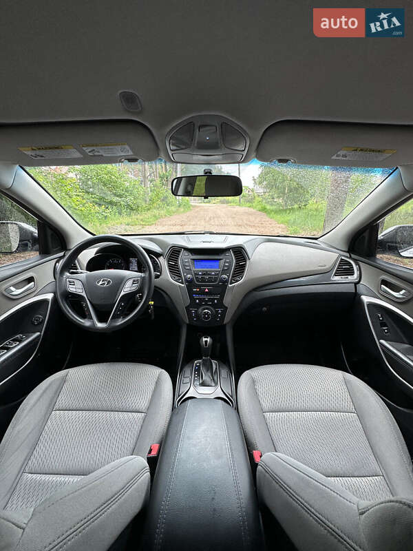 Внедорожник / Кроссовер Hyundai Santa FE 2015 в Белогородке