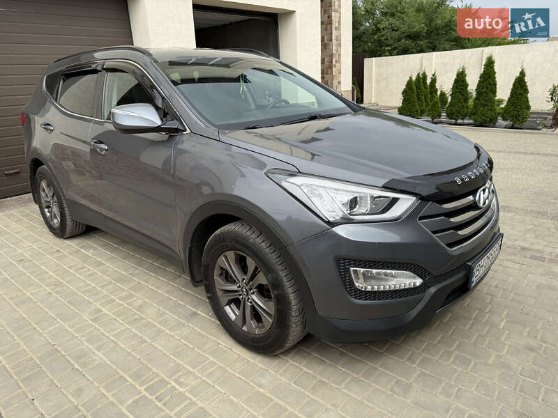 Позашляховик / Кросовер Hyundai Santa FE 2014 в Одесі