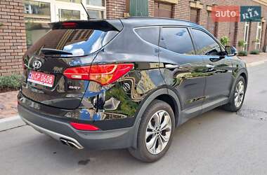 Внедорожник / Кроссовер Hyundai Santa FE 2014 в 