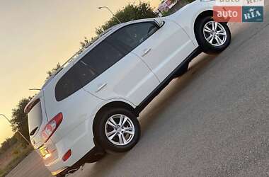 Внедорожник / Кроссовер Hyundai Santa FE 2011 в 