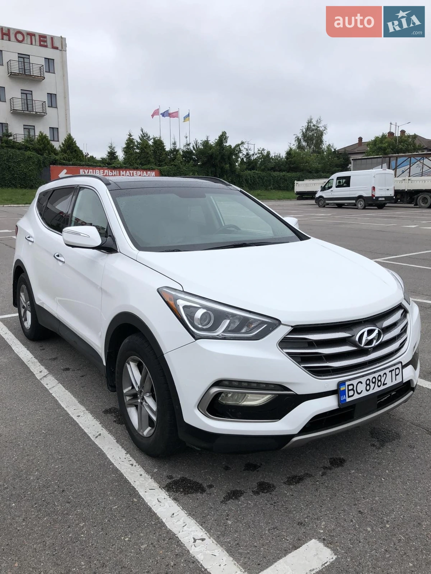 2017 Hyundai Santa Fe - мініатюра 4