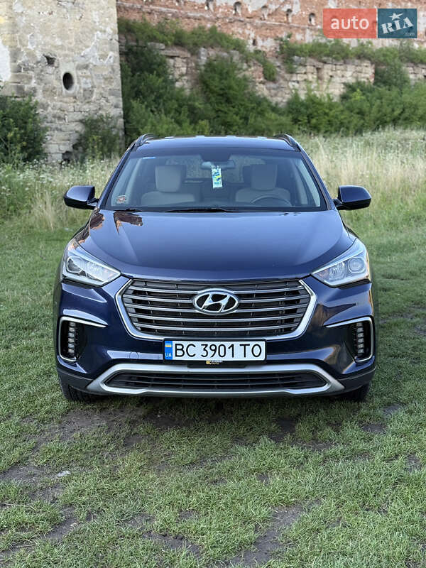 Внедорожник / Кроссовер Hyundai Santa FE 2017 в Львове