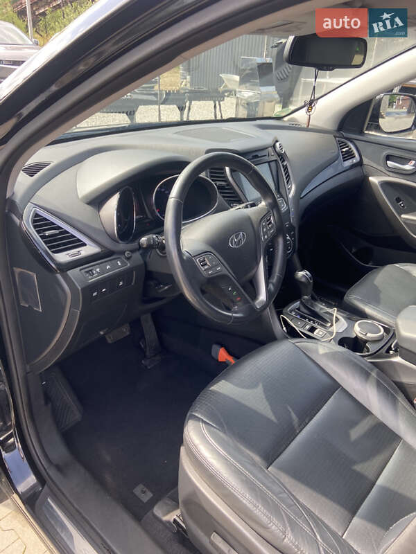 Внедорожник / Кроссовер Hyundai Santa FE 2014 в Калуше