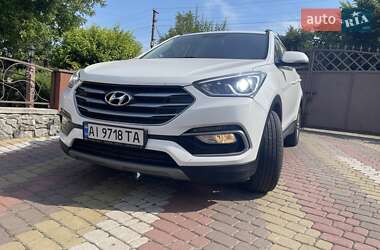 Внедорожник / Кроссовер Hyundai Santa FE 2017 в Киеве