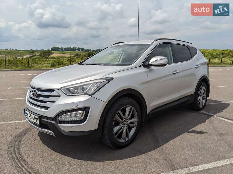 Позашляховик / Кросовер Hyundai Santa FE 2014 в Рівному