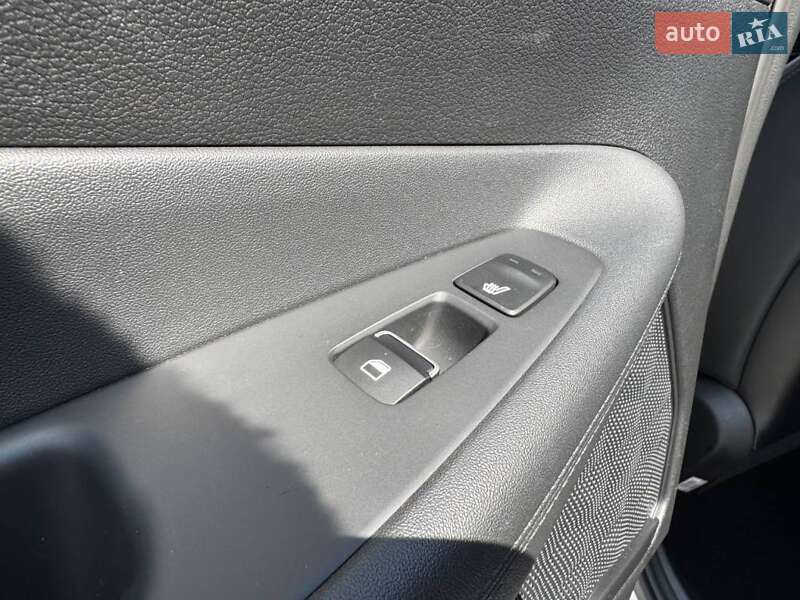 Позашляховик / Кросовер Hyundai Santa FE 2020 в Києві