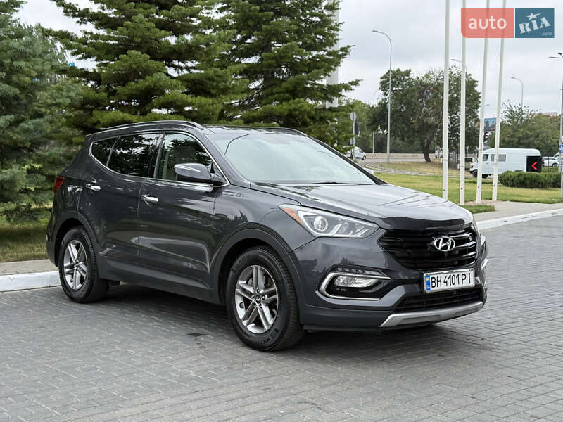 Позашляховик / Кросовер Hyundai Santa FE 2017 в Одесі