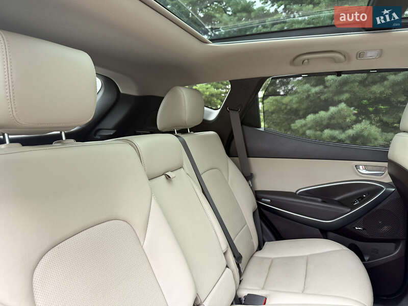 Позашляховик / Кросовер Hyundai Santa FE 2017 в Одесі