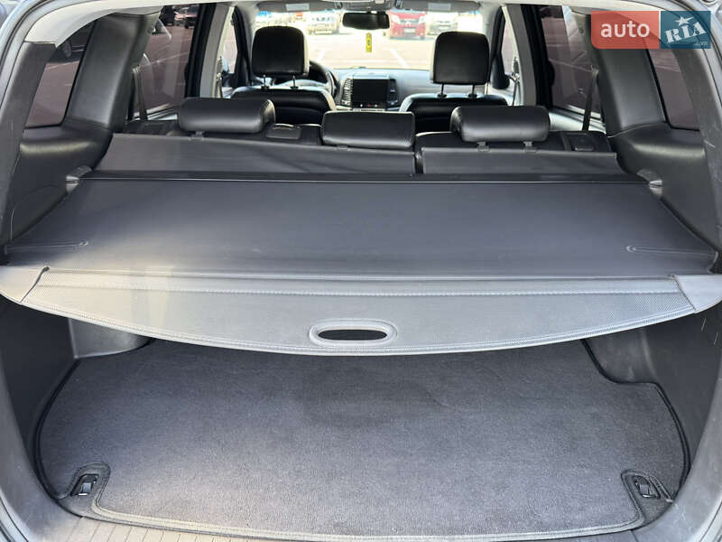 Внедорожник / Кроссовер Hyundai Santa FE 2010 в Ивано-Франковске