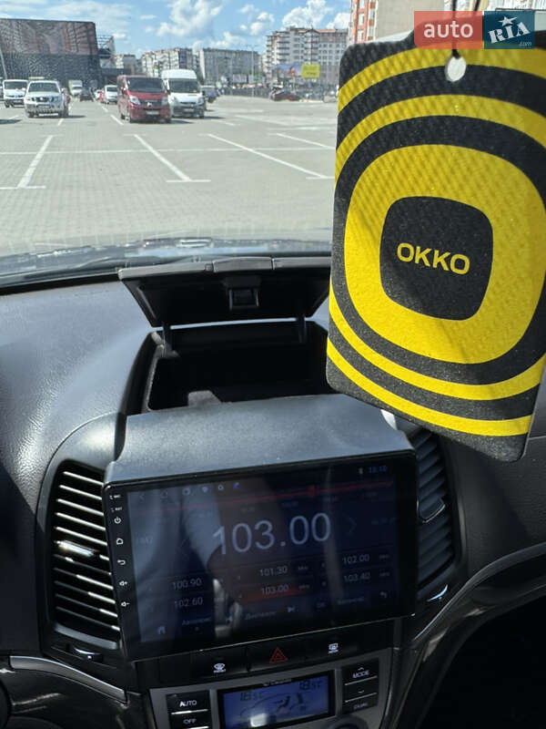 Внедорожник / Кроссовер Hyundai Santa FE 2010 в Ивано-Франковске