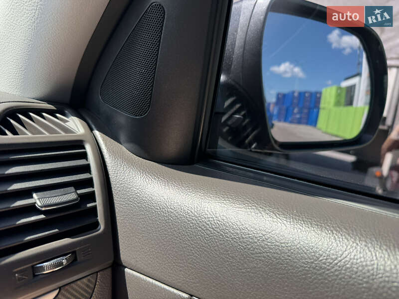 Внедорожник / Кроссовер Hyundai Santa FE 2010 в Ивано-Франковске