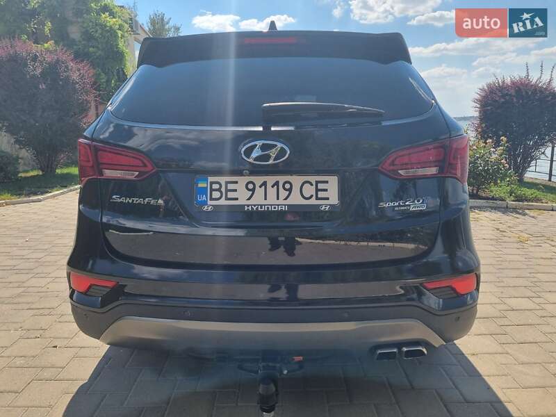 Внедорожник / Кроссовер Hyundai Santa FE 2017 в Николаеве