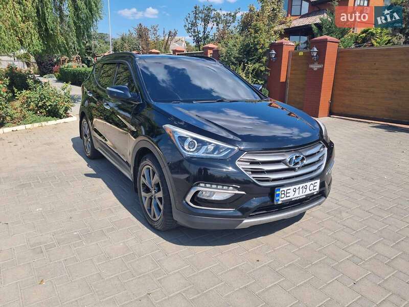 Внедорожник / Кроссовер Hyundai Santa FE 2017 в Николаеве
