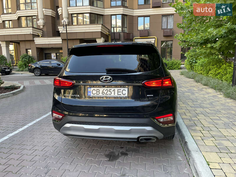 Позашляховик / Кросовер Hyundai Santa FE 2018 в Чернігові