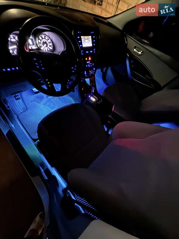 Позашляховик / Кросовер Hyundai Santa FE 2016 в Запоріжжі фото 17 Позашляховик / Кросовер Hyundai Santa FE 2016 в Запоріжжі