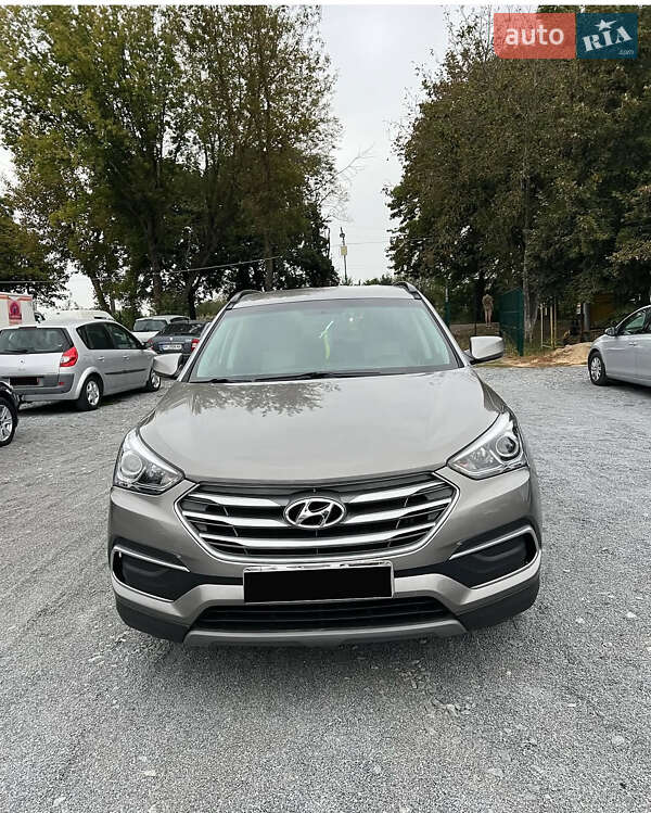 Позашляховик / Кросовер Hyundai Santa FE 2018 в Рівному