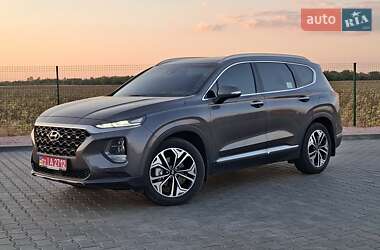 Внедорожник / Кроссовер Hyundai Santa FE 2018 в Киеве