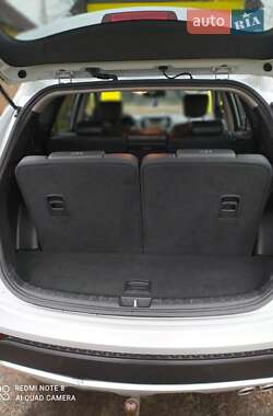 Внедорожник / Кроссовер Hyundai Santa FE 2014 в 