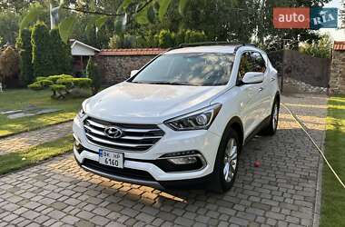 Внедорожник / Кроссовер Hyundai Santa FE 2016 в Ровно