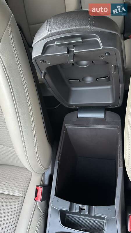 Позашляховик / Кросовер Hyundai Santa FE 2016 в Рівному фото 45 Позашляховик / Кросовер Hyundai Santa FE 2016 в Рівному