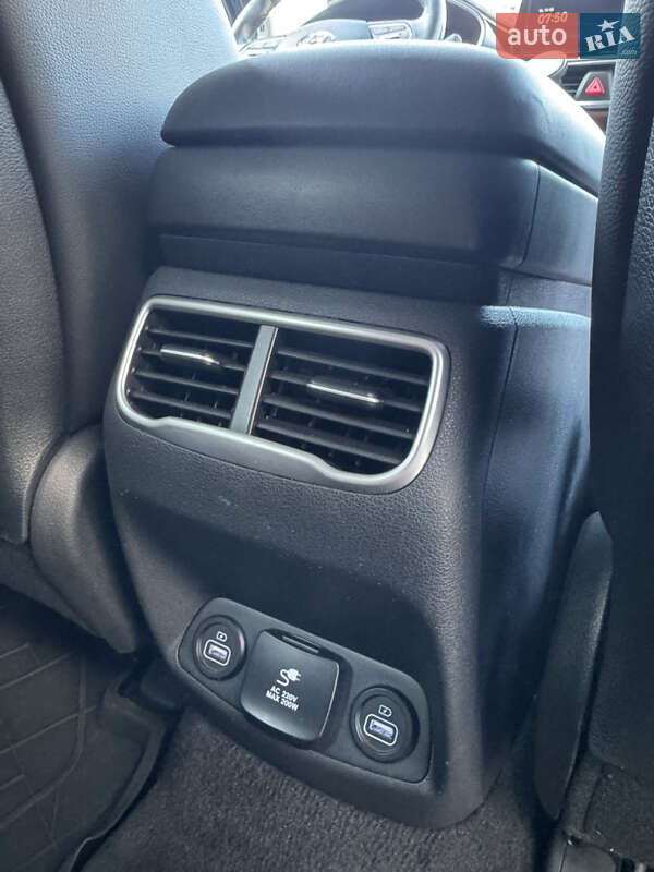 Позашляховик / Кросовер Hyundai Santa FE 2022 в Києві