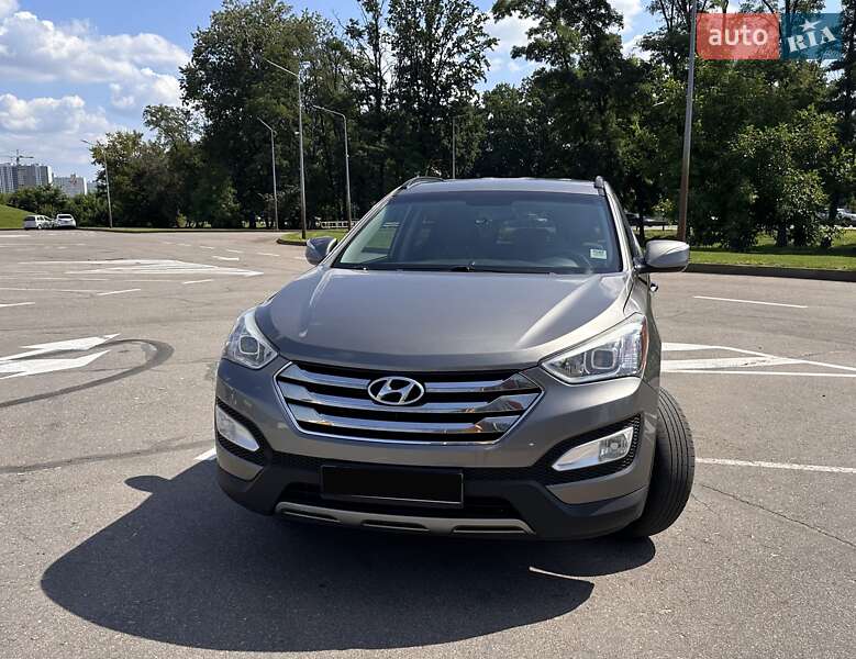 Внедорожник / Кроссовер Hyundai Santa FE 2015 в Киеве фото 5 Внедорожник / Кроссовер Hyundai Santa FE 2015 в Киеве