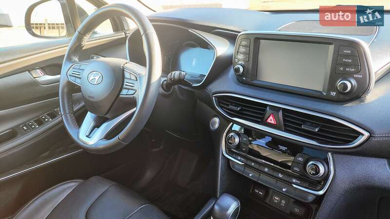 Внедорожник / Кроссовер Hyundai Santa FE 2018 в Кривом Роге фото 13 Внедорожник / Кроссовер Hyundai Santa FE 2018 в Кривом Роге