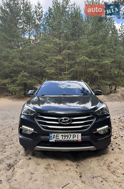 Позашляховик / Кросовер Hyundai Santa FE 2016 в Дніпрі
