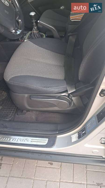 Позашляховик / Кросовер Hyundai Santa FE 2006 в Городниці