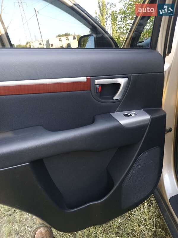 Позашляховик / Кросовер Hyundai Santa FE 2006 в Харкові