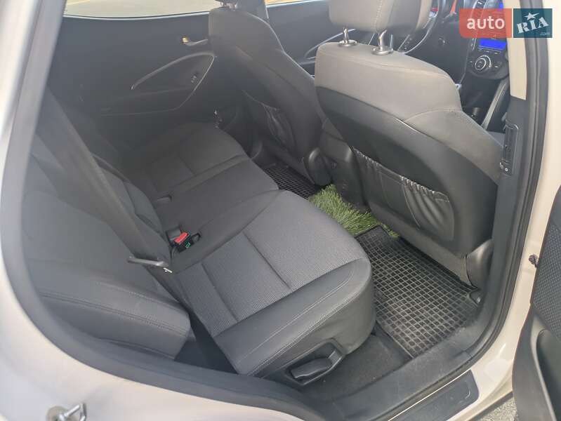 Позашляховик / Кросовер Hyundai Santa FE 2014 в Бердичеві фото 17 Позашляховик / Кросовер Hyundai Santa FE 2014 в Бердичеві