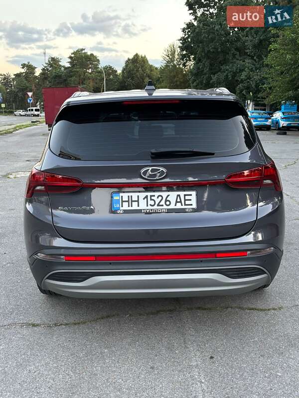 Внедорожник / Кроссовер Hyundai Santa FE 2021 в Киеве