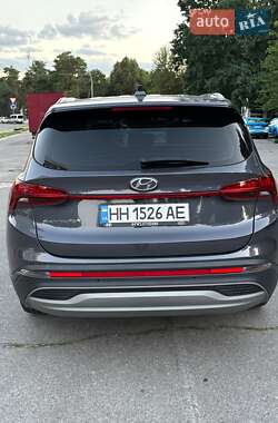 Внедорожник / Кроссовер Hyundai Santa FE 2021 в 