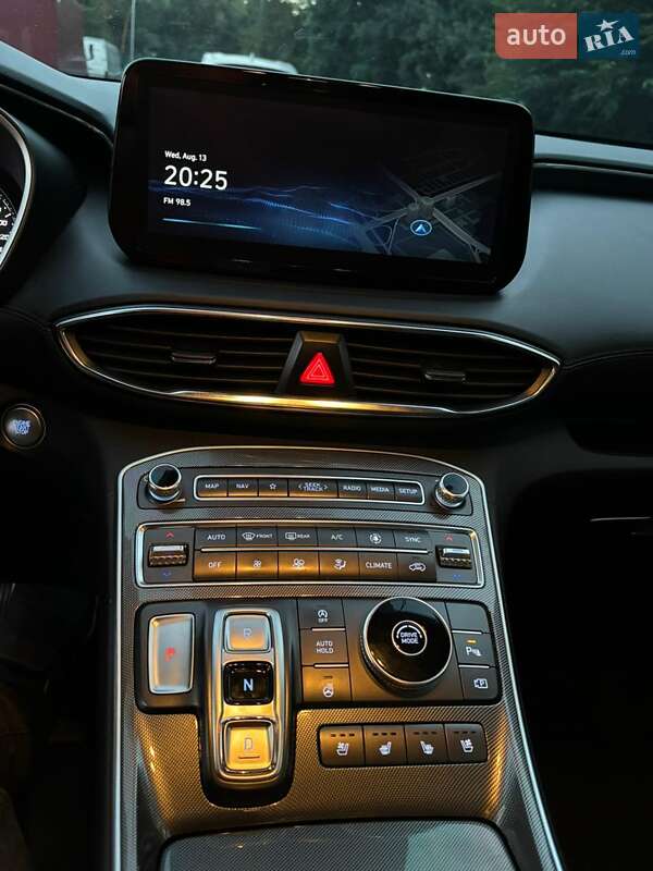 Внедорожник / Кроссовер Hyundai Santa FE 2021 в Киеве