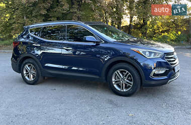 Внедорожник / Кроссовер Hyundai Santa FE 2016 в Полтаве