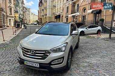 Внедорожник / Кроссовер Hyundai Santa FE 2013 в Киеве
