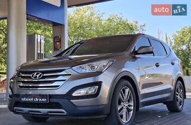 Внедорожник / Кроссовер Hyundai Santa FE 2012 в Николаеве