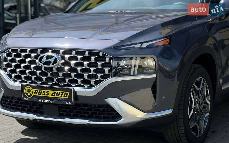 Внедорожник / Кроссовер Hyundai Santa FE 2023 в Ивано-Франковске
