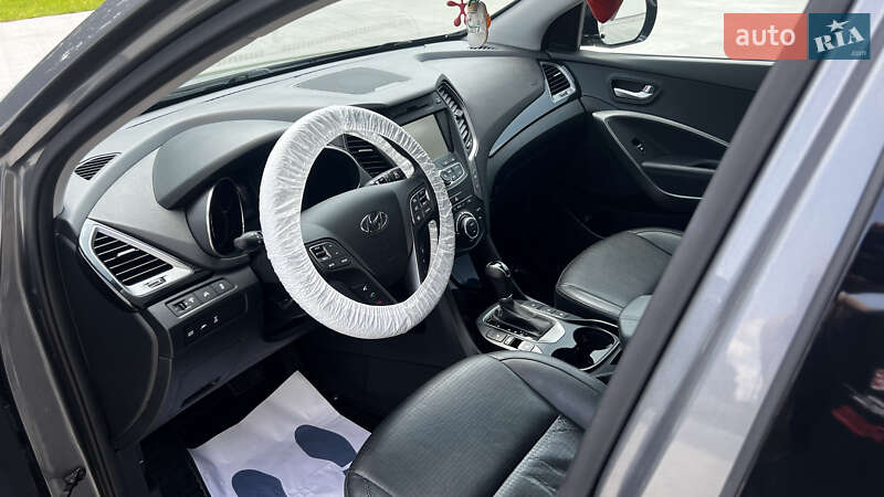 Позашляховик / Кросовер Hyundai Santa FE 2012 в Луцьку
